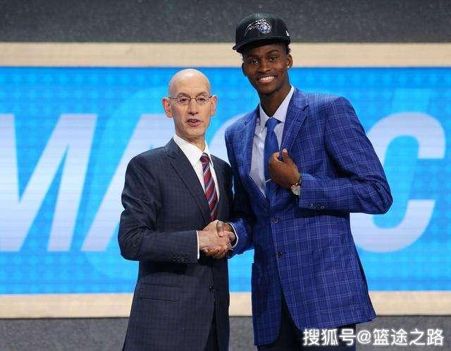 包含奥兰多魔术内部会议纪要流出——赛后强势反弹，足总杯使命明确，赛程密集仍需轮换的词条